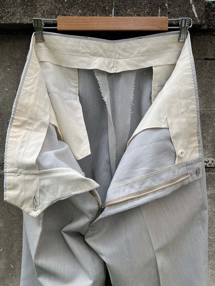 1960-70s white × gray pinstripe slacks