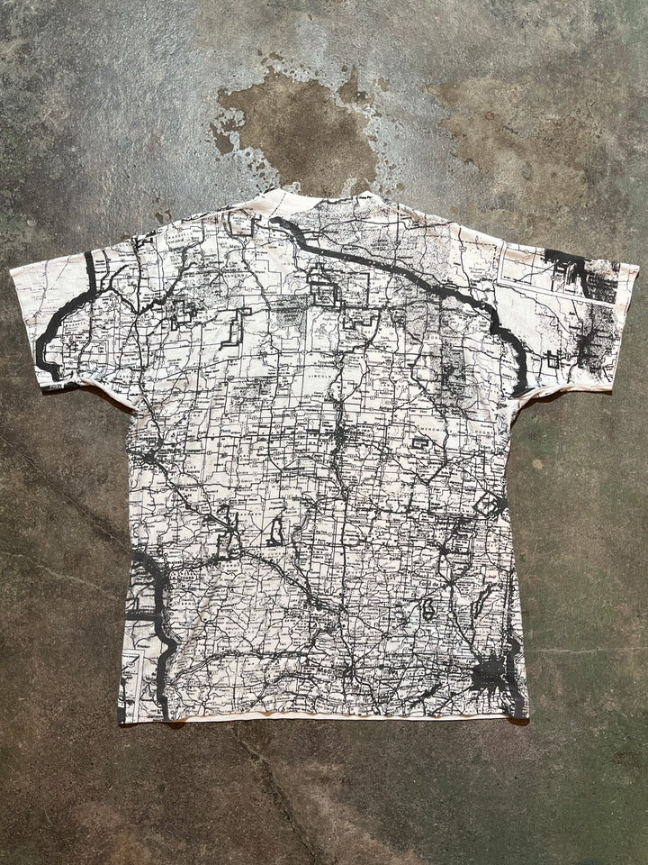 1990s  USA made Wisconsin map all over print T-shirt