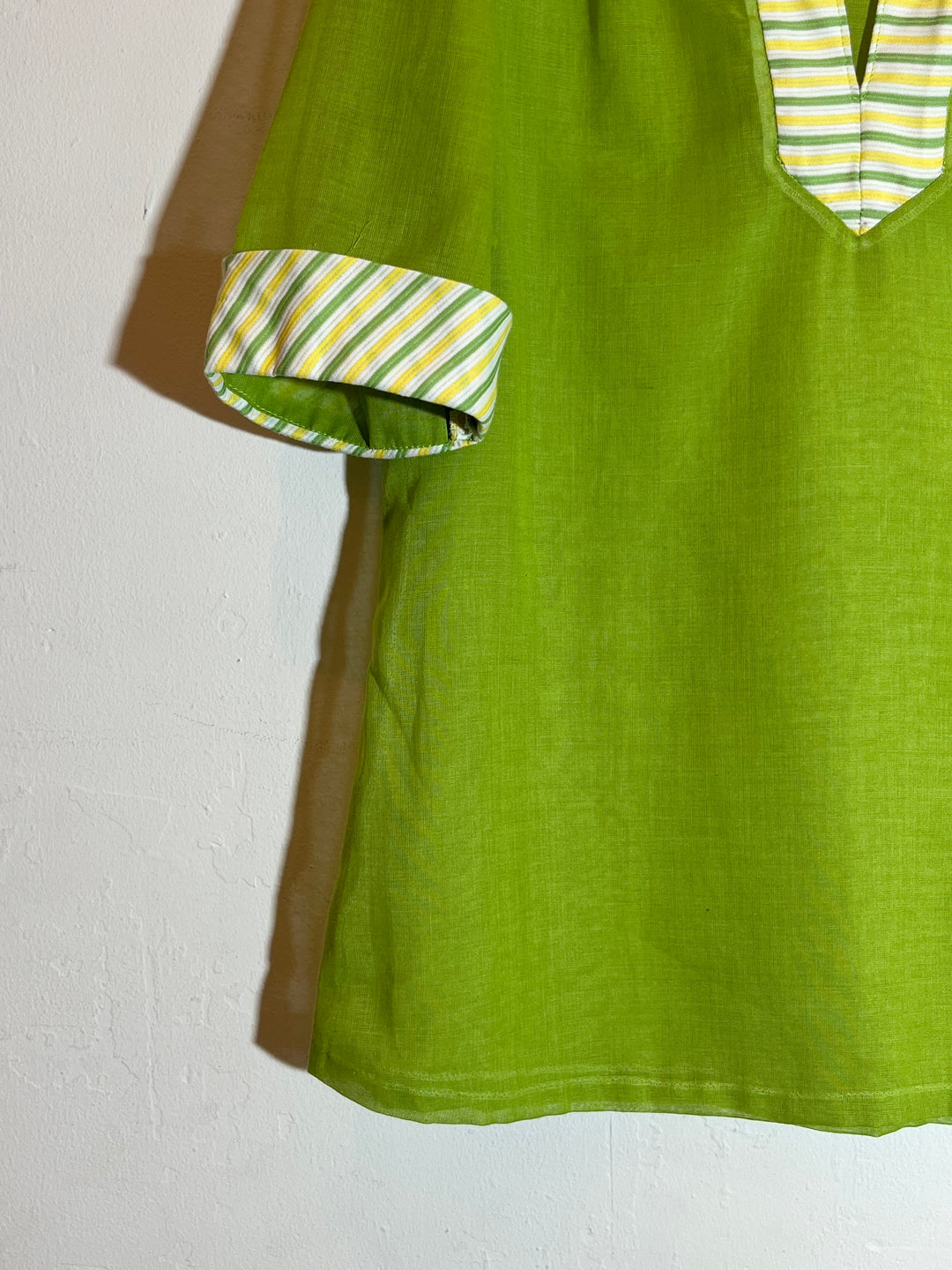 1970s lime green sheer s/s tops