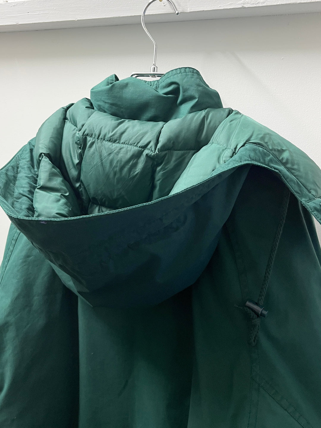 1980-90s "Eddie Bauer" green down coat