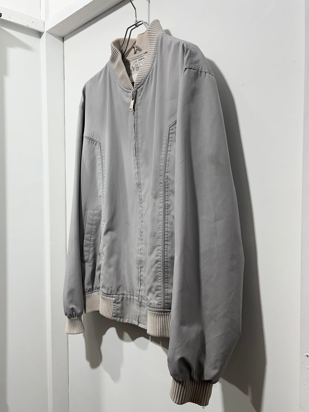 1970-80s light gray seam paneled blouson