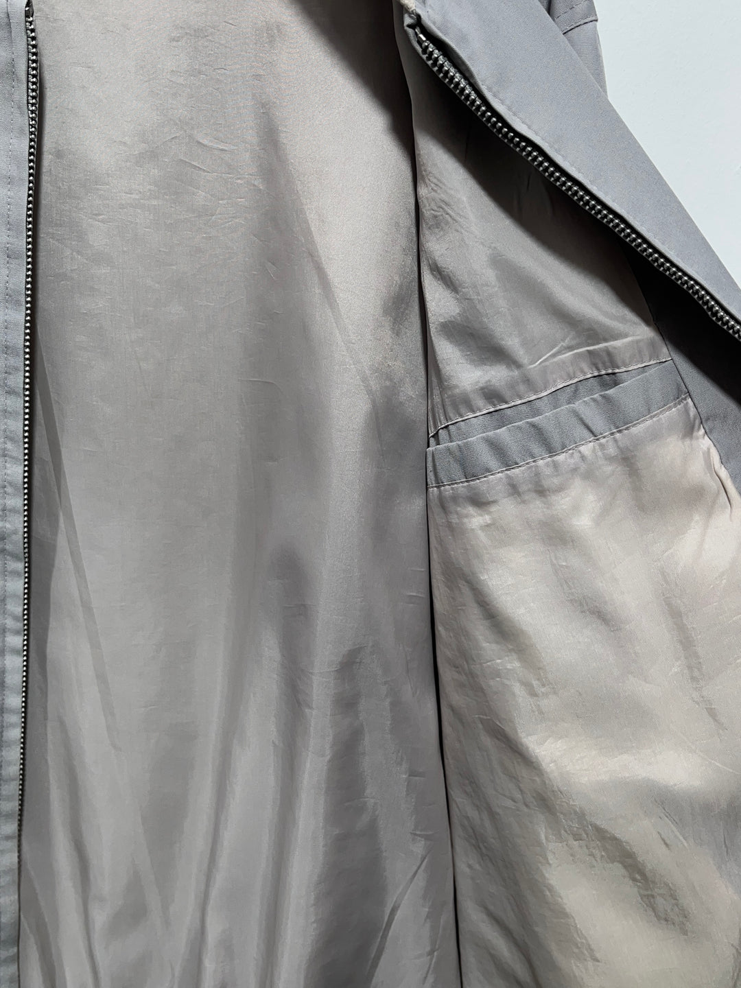1970-80s light gray seam paneled blouson