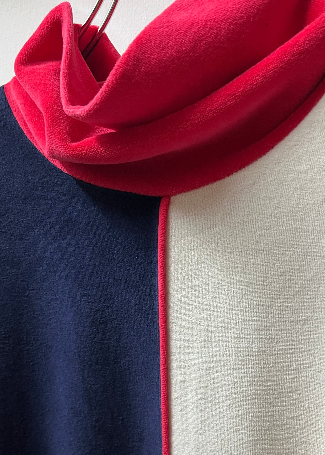 1980s USA made red × white × navy turtle neck velour tops