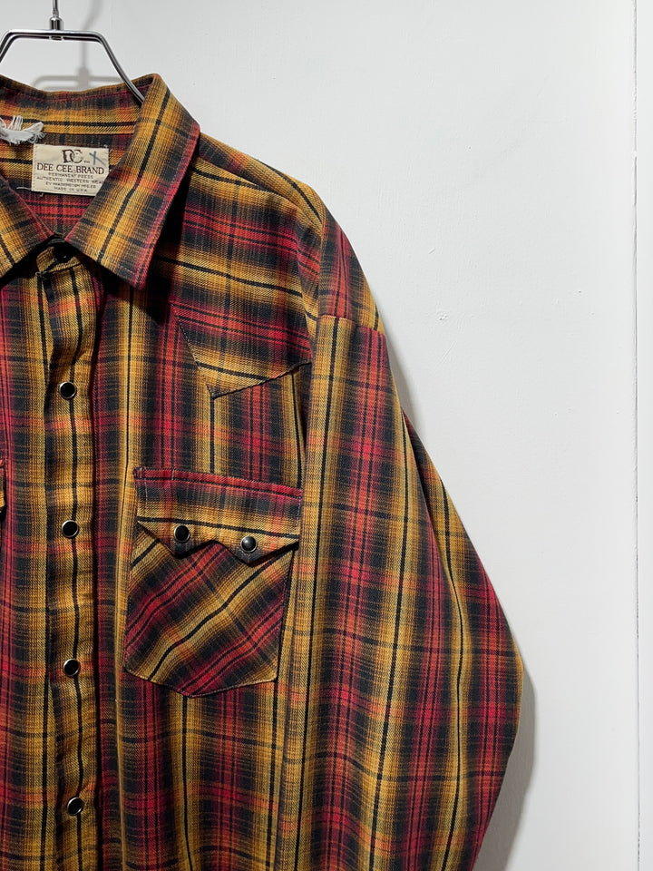 1970-80s USA made "Dee Cee" red × orange ombré check western shirt