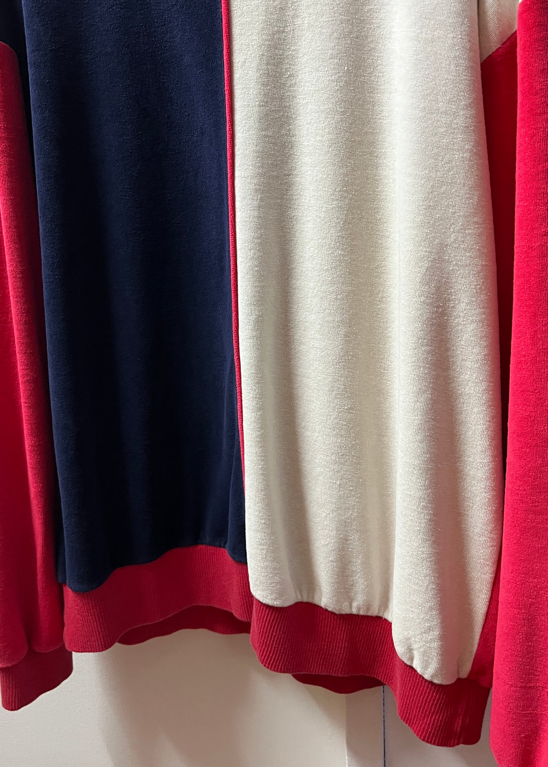 1980s USA made red × white × navy turtle neck velour tops