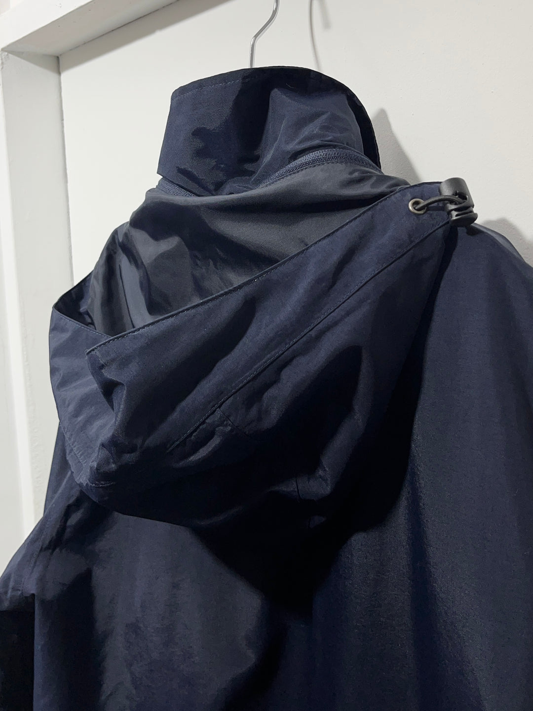 "Eddie Bauer" navy mountain parka