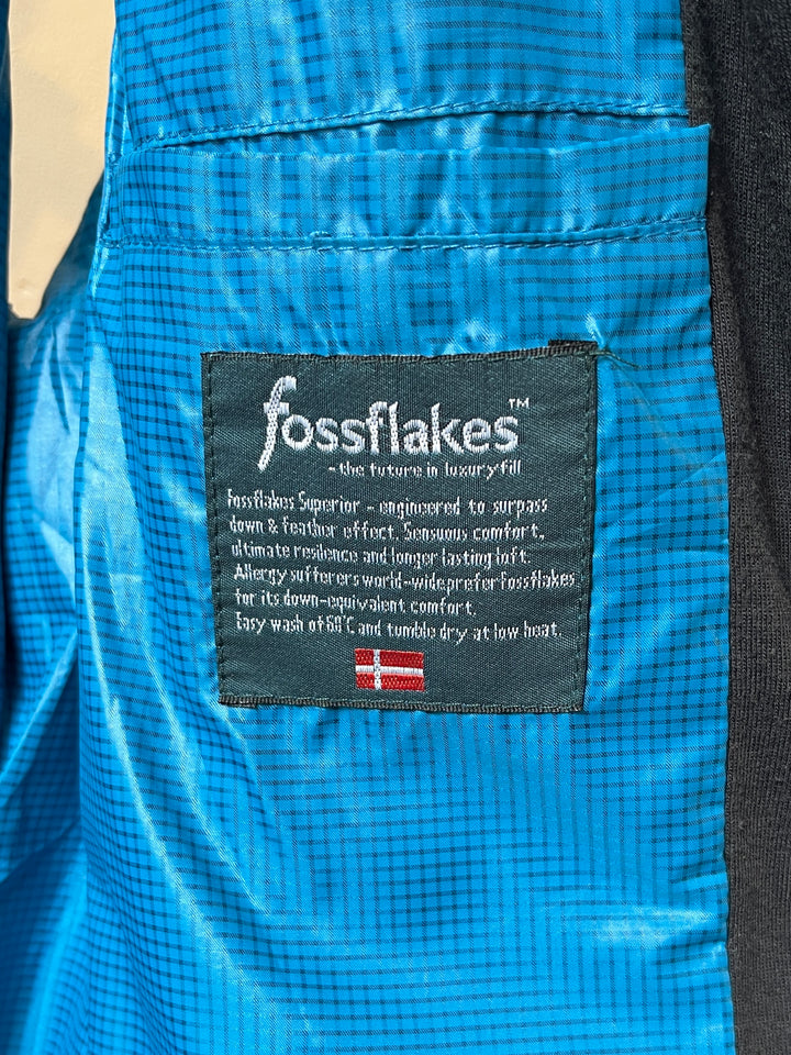 1990-00s "Russell Athletic" electric blue lining insulated vest