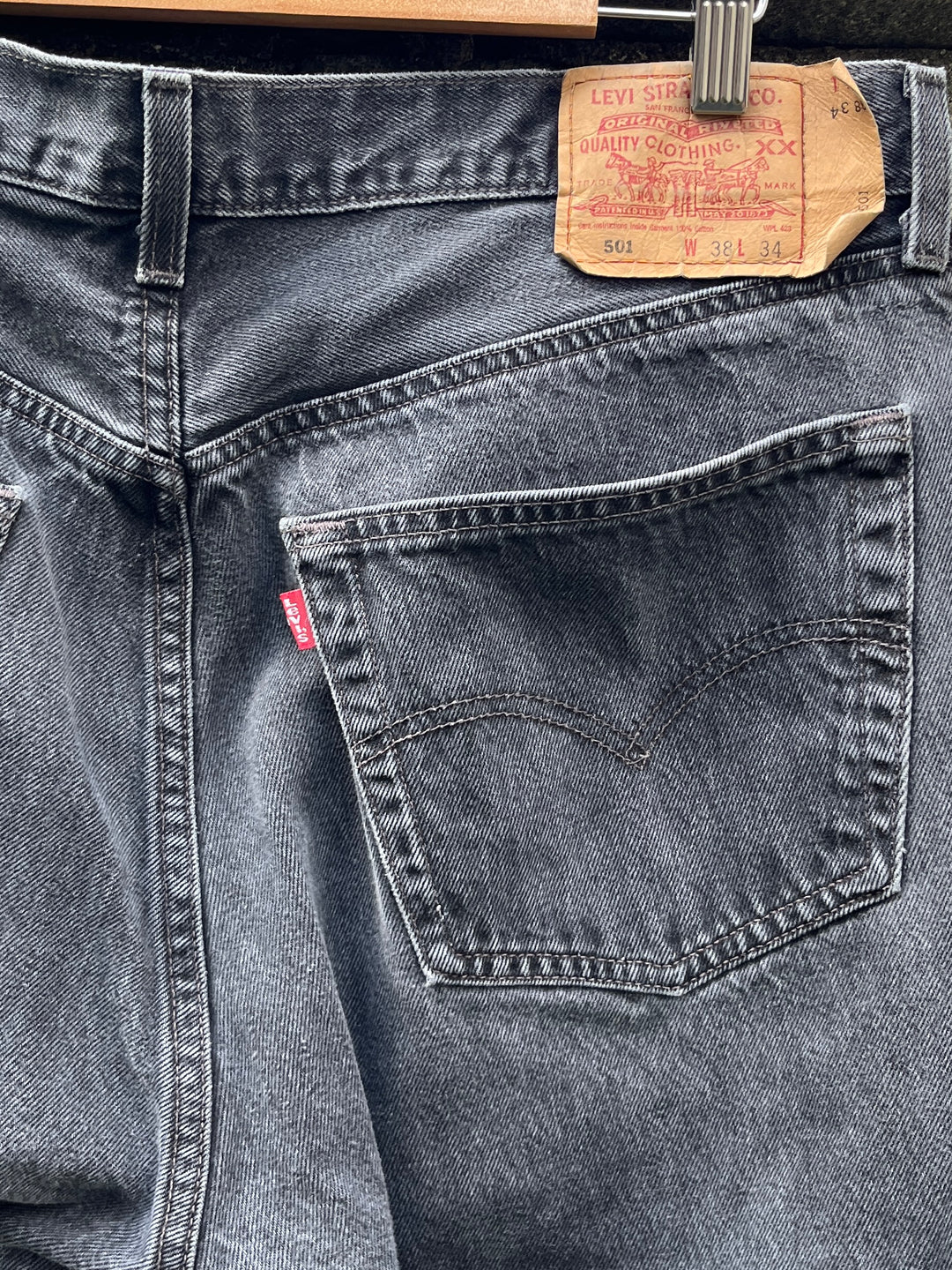 2000s "Levi's" 501 black denim pants 38×34