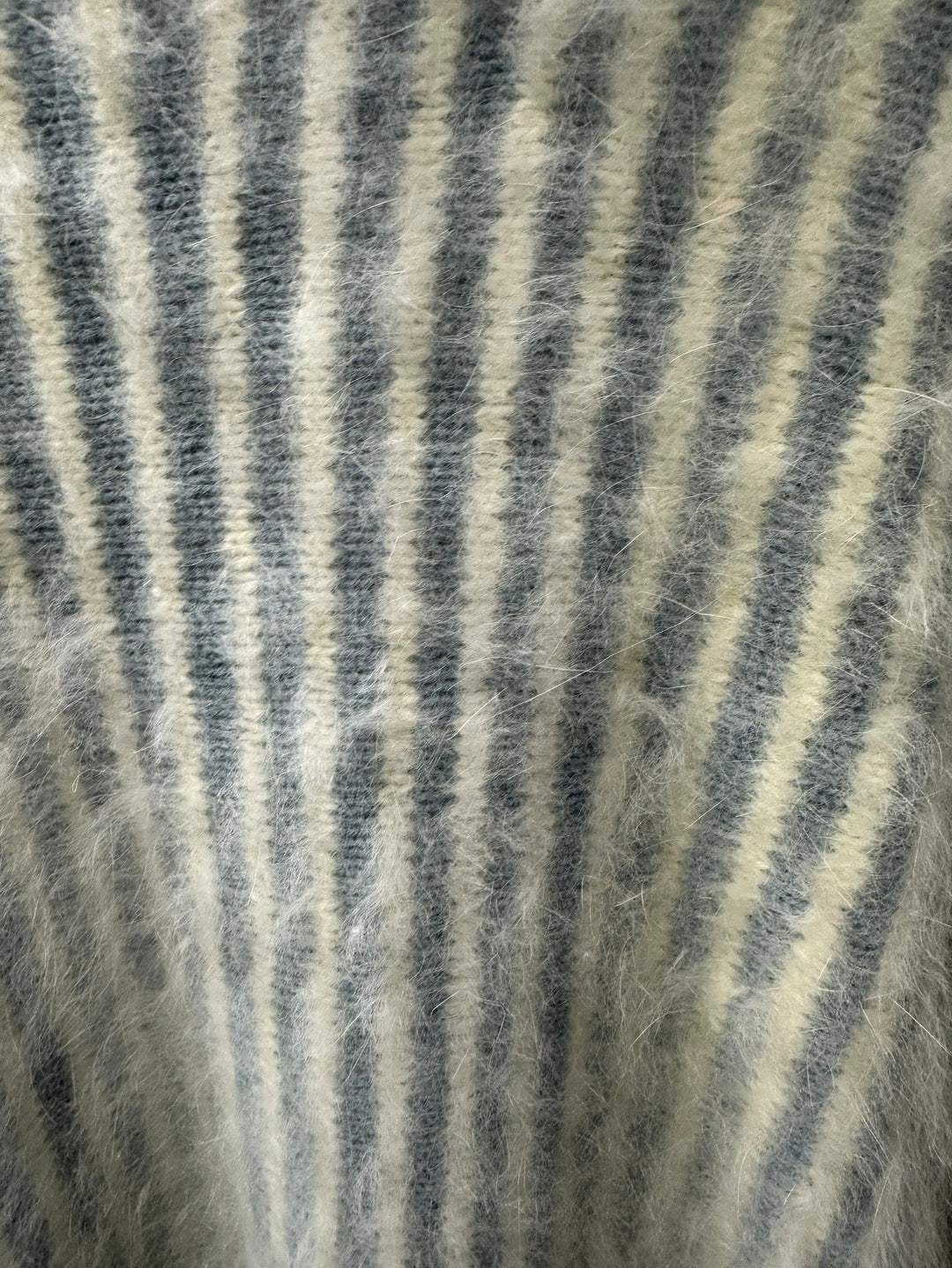 stripe pattern dull blue volume neck "BORO" knit