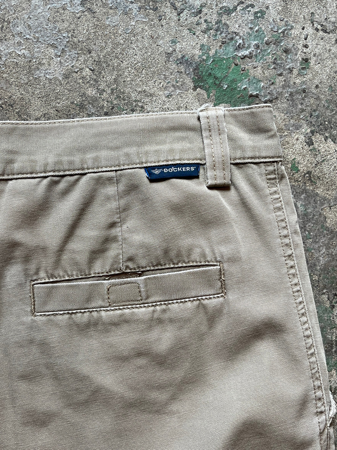 1990s "DOCKERS" cargo shorts 36