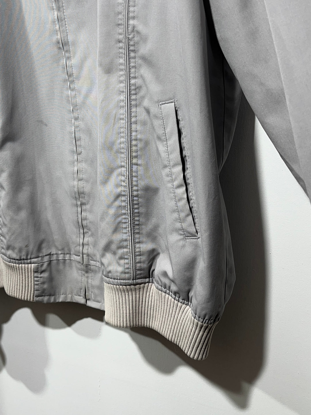 1970-80s light gray seam paneled blouson