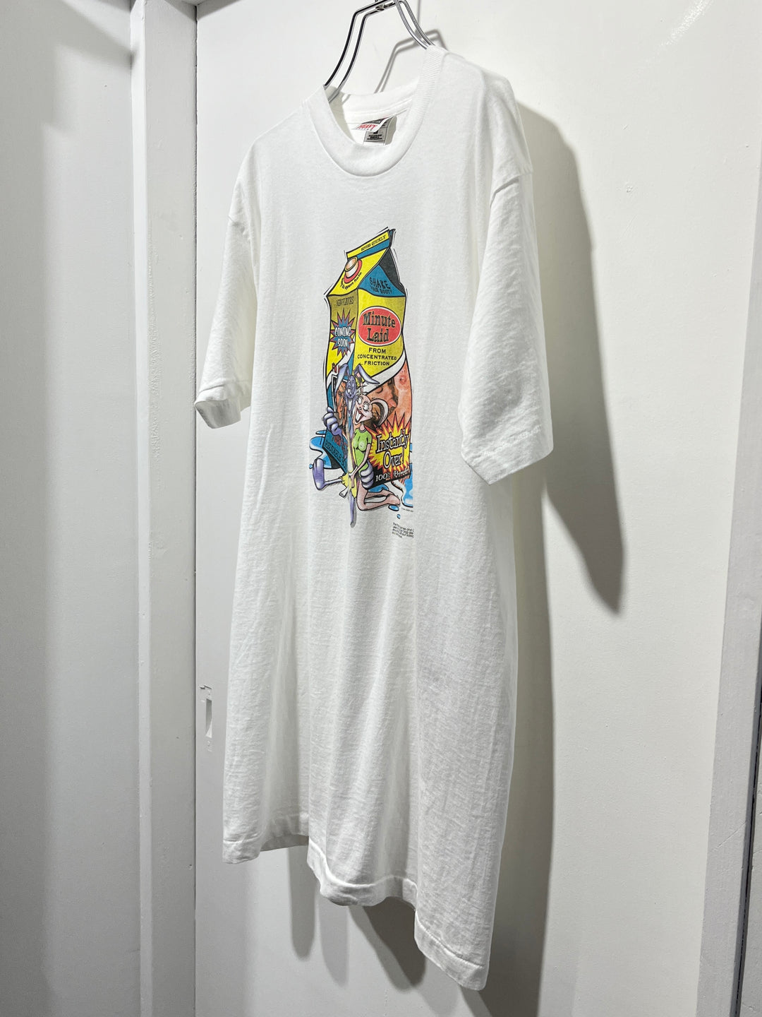 1990s USA made "DOG EAT DOG" graphic art T-shirt