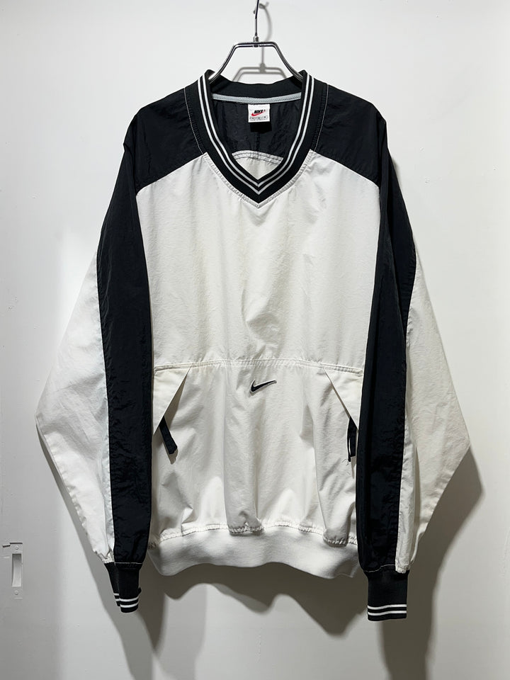 1990s "NIKE" white × black V-neck nylon pullover