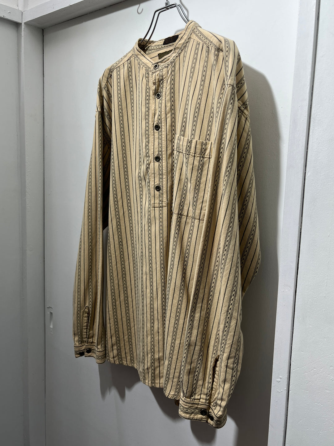 1990s native striped band-collar pullover shirt