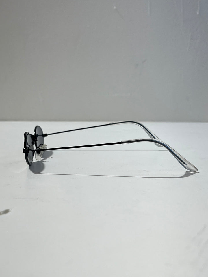 1990s dead stock oval sunglasses black × black