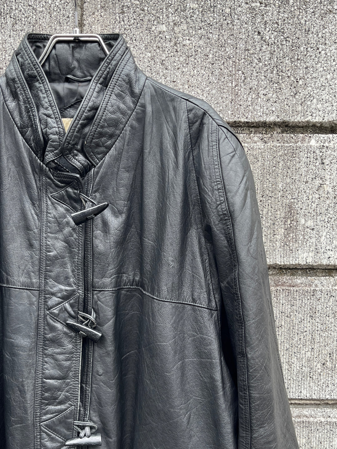 1980s toggle closure black leather coat
