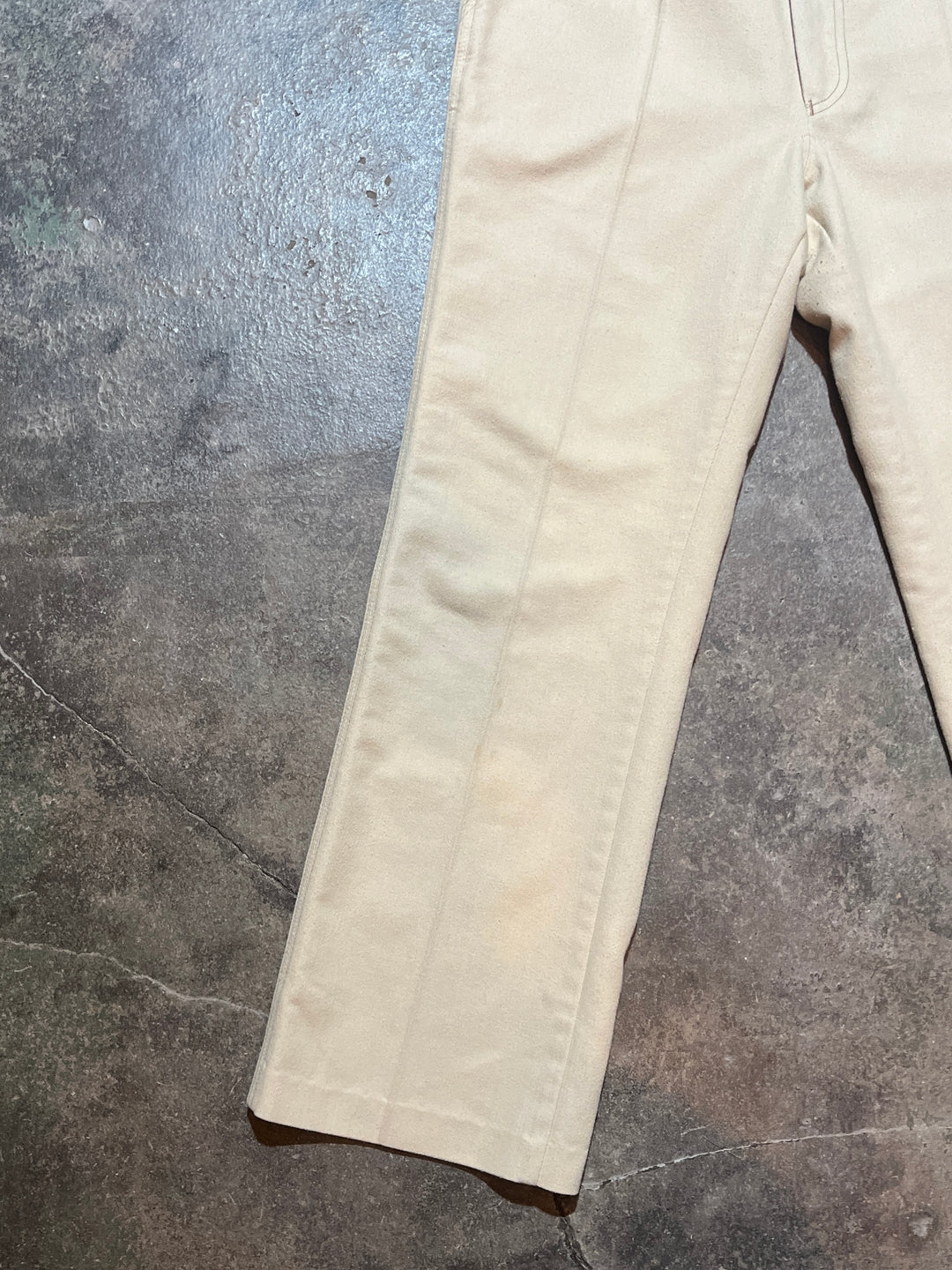 1970-80s "Levi's" ivory color action slacks