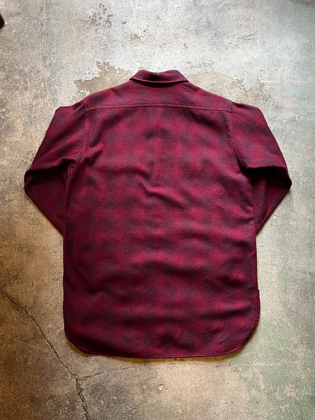 1940s "PENDLETON" wine red ombre check wool shirt