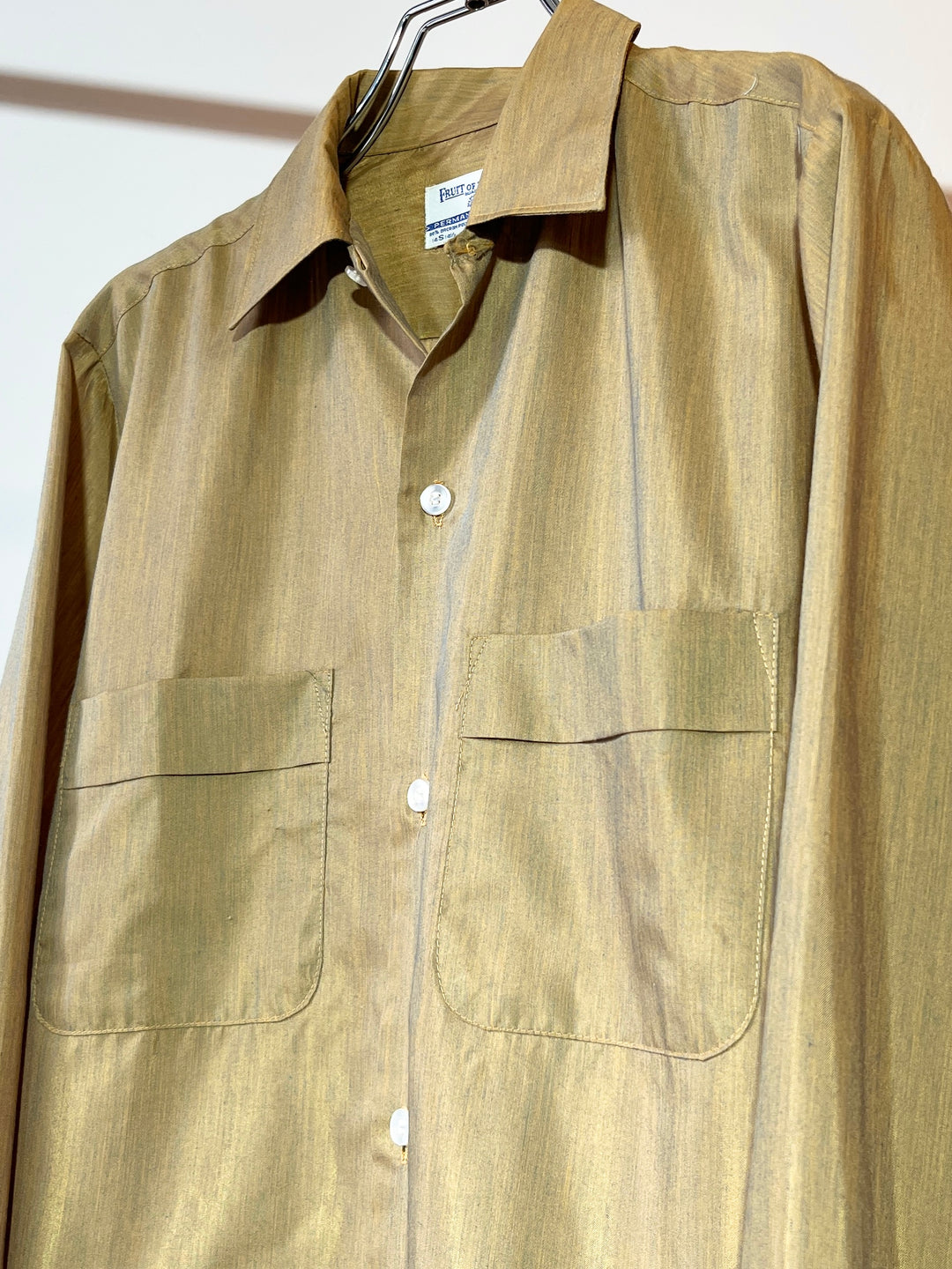 1960-70s "FRUIT OF THE LOOM" iridescent open collar shirt