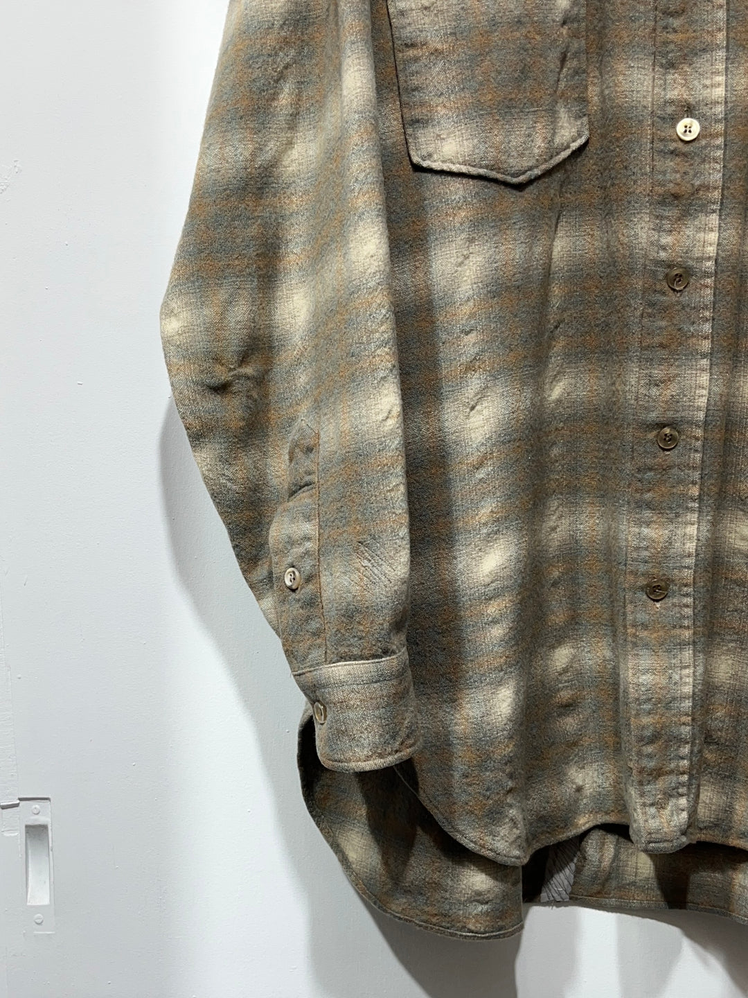 1970s USA made "PENDLETON" ombré checkered shirt