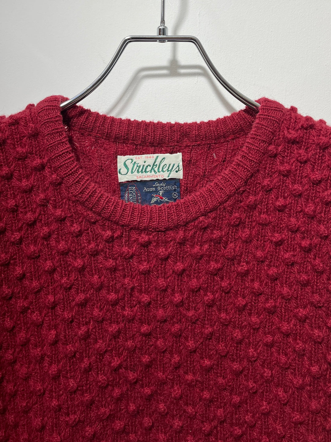 1970s burgundy chunky popcorn knit vest