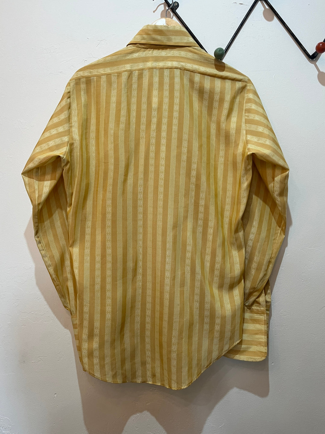 1970s mustard stripe pattern shirt