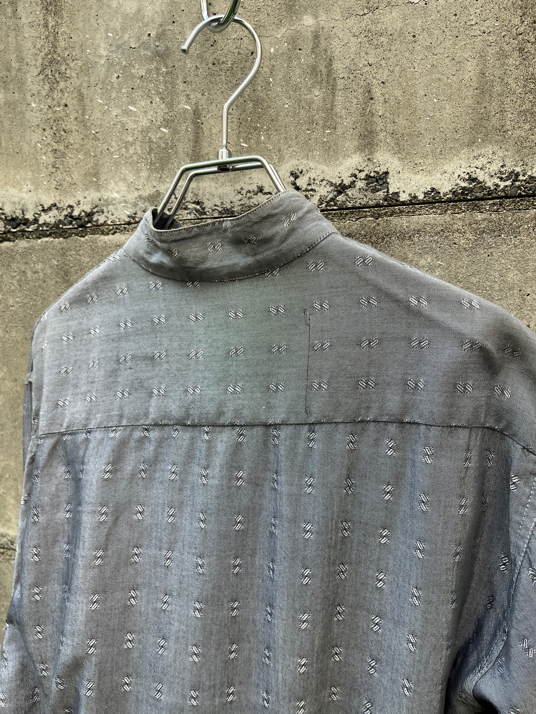 1980-90s silver gray asymmetrical button stand collar shirt
