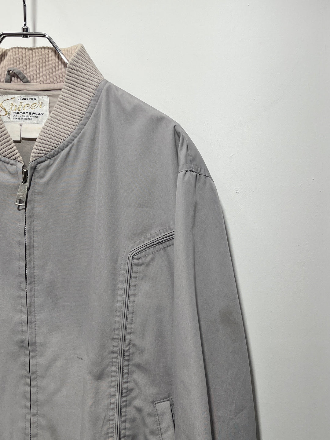 1970-80s light gray seam paneled blouson