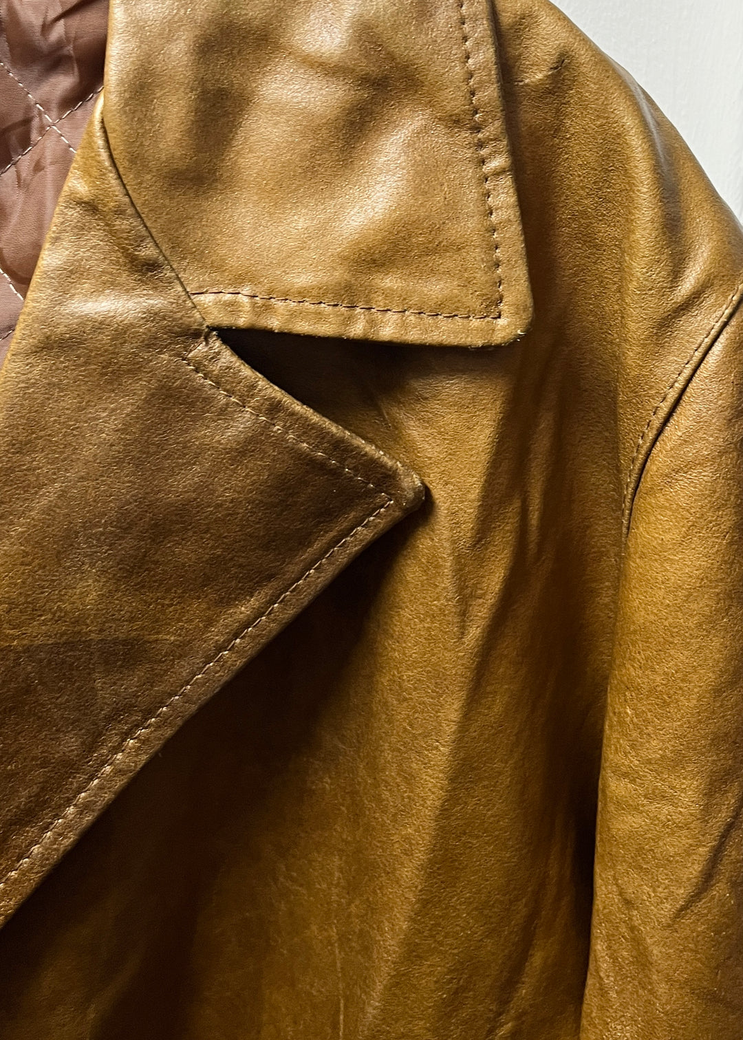 1980s ITALY made  caramel brown leather coat