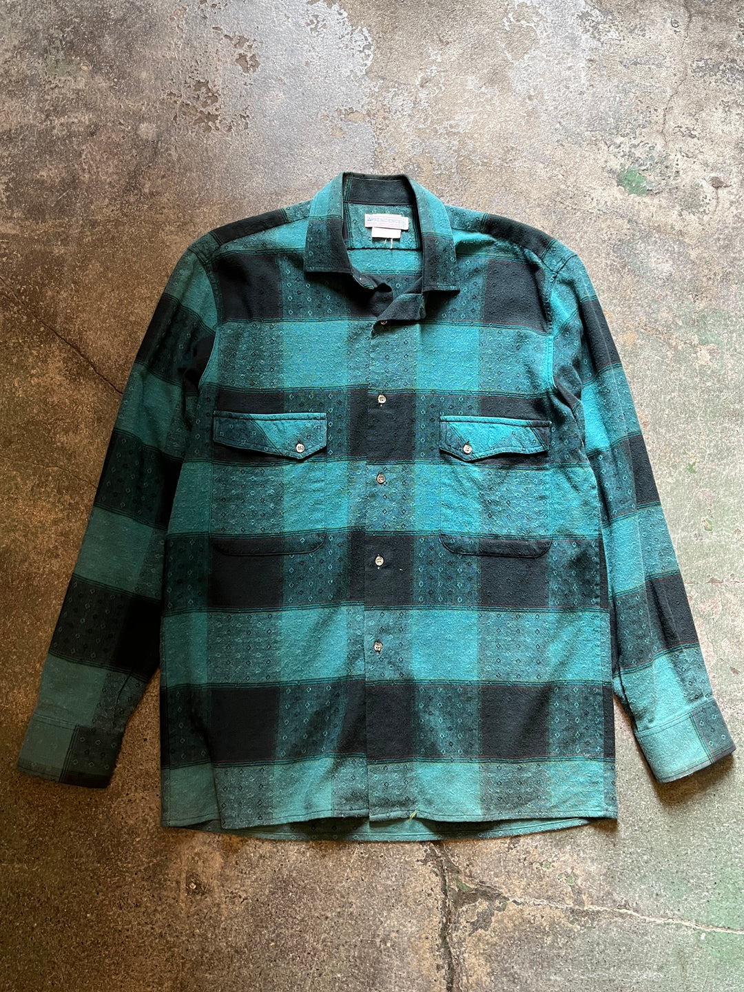 1980-90s FRANCE made green × black check shirt