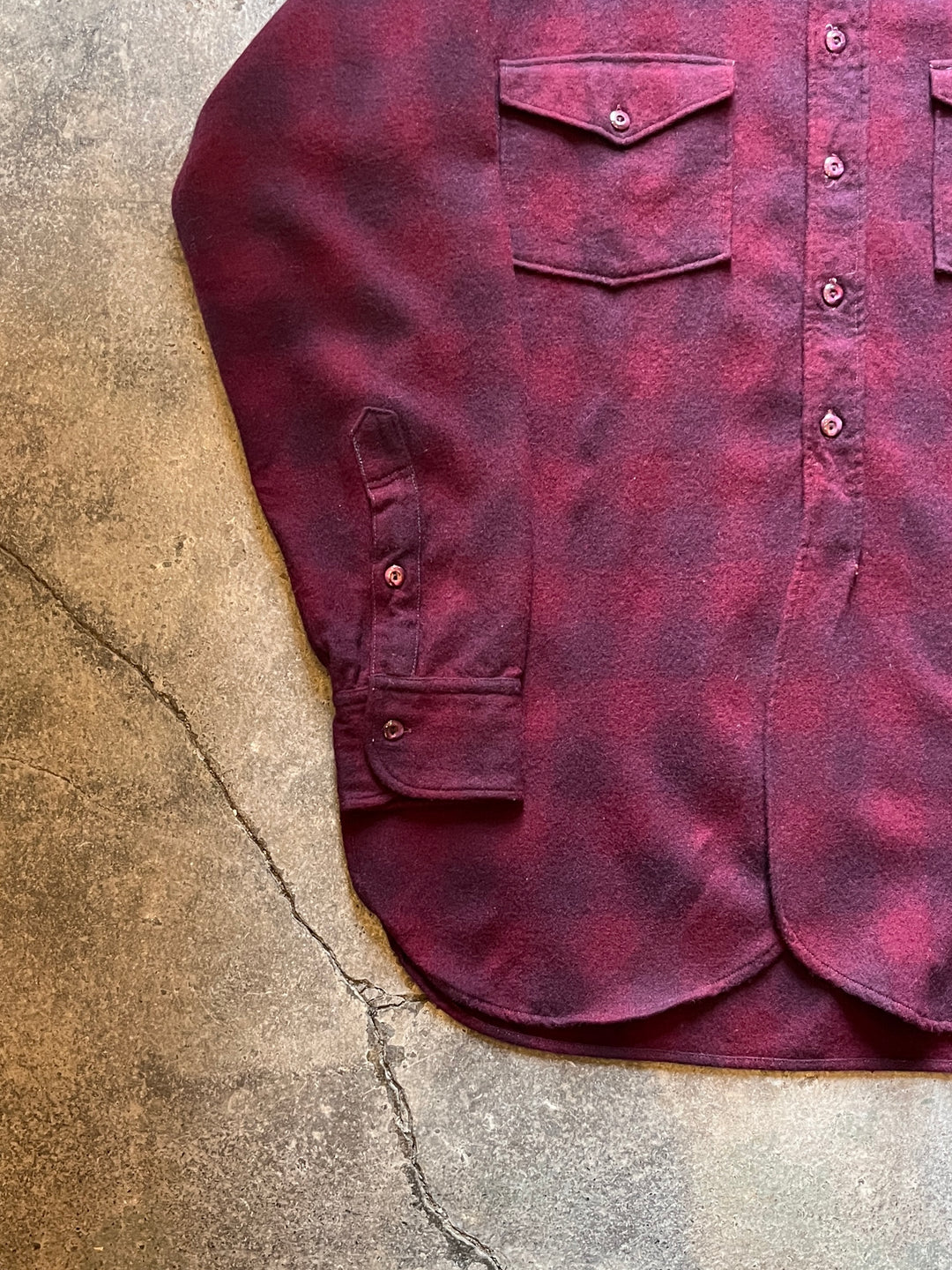 1940s "PENDLETON" wine red ombre check wool shirt
