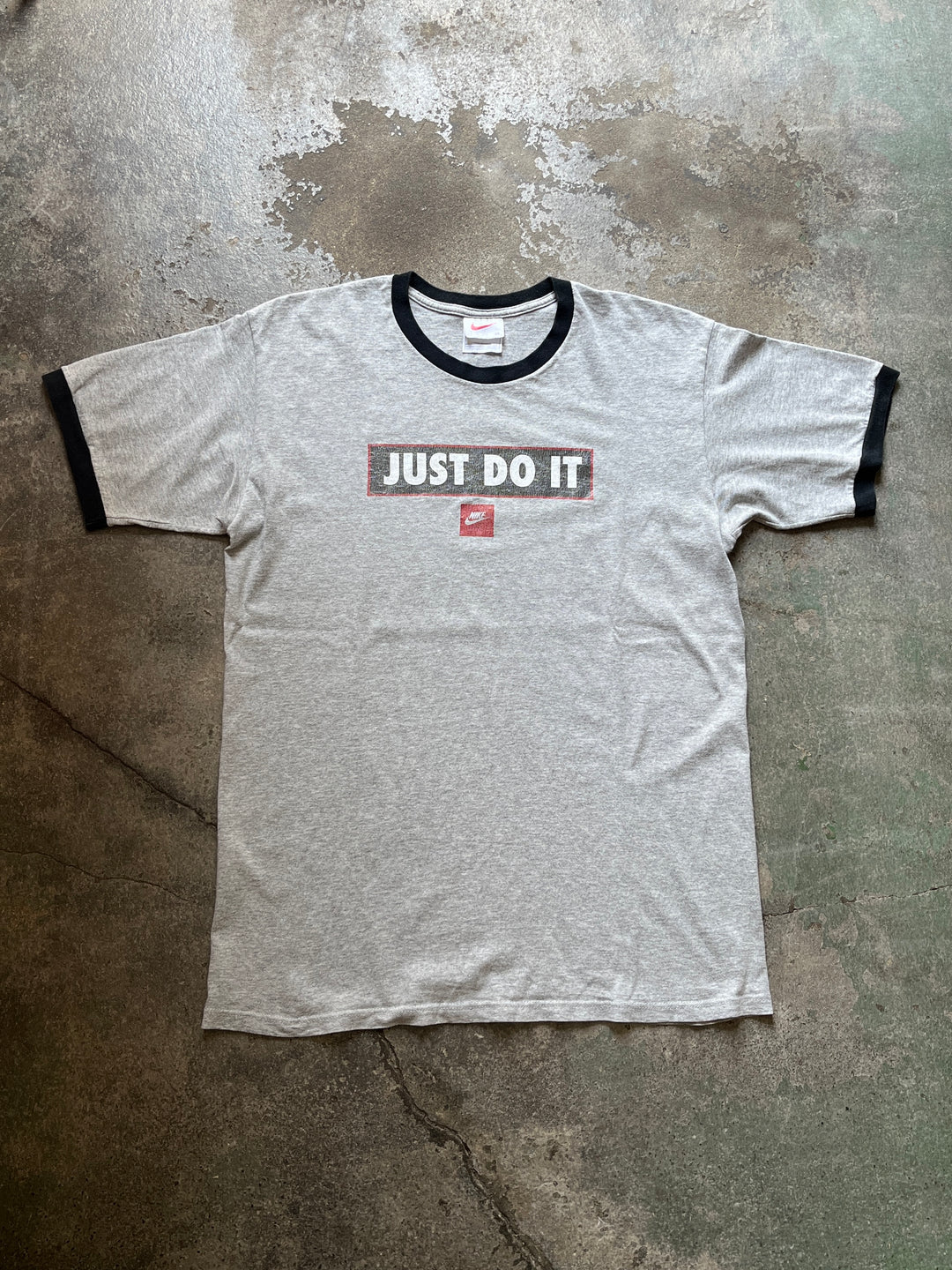 1990s "NIKE" gray × black ringer T-shirt