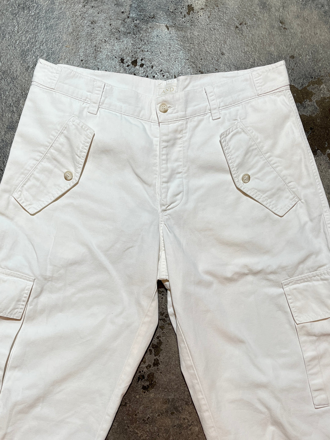 white color cargo pants