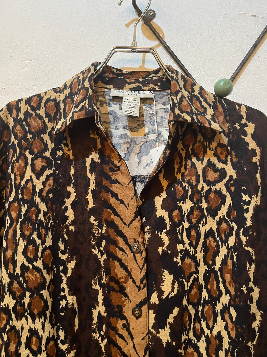 1990s leopard pattern shirt