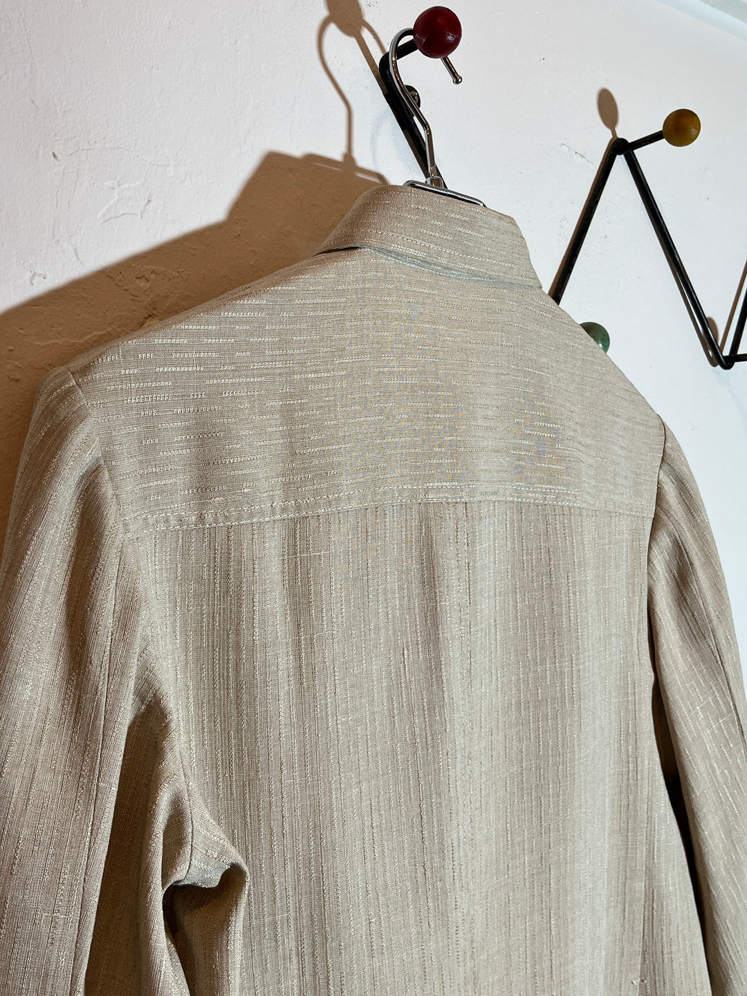 1970s light beige shiny shirt