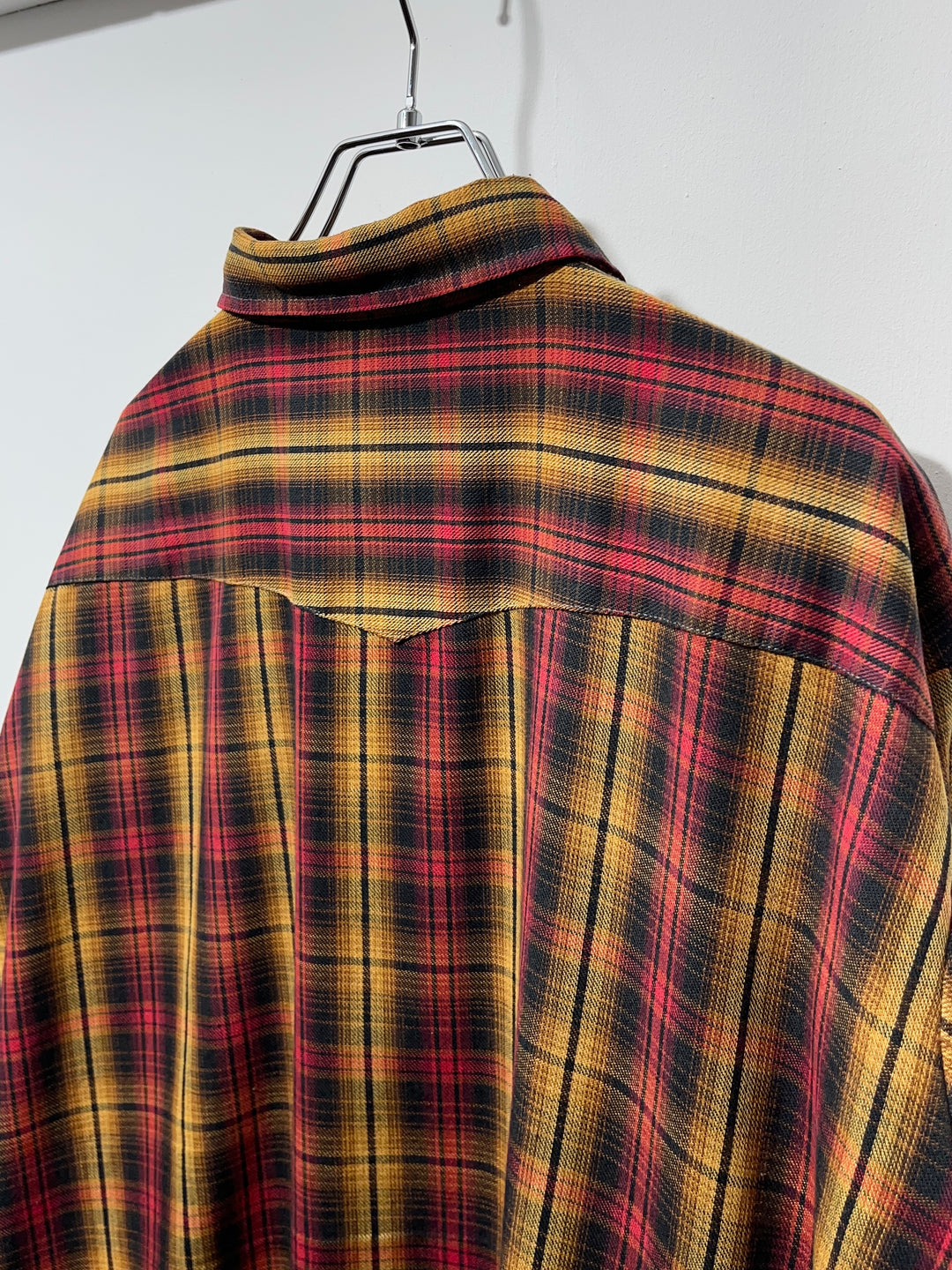 1970-80s USA made "Dee Cee" red × orange ombré check western shirt
