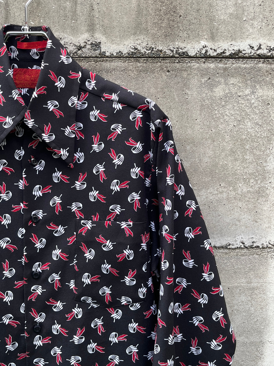1970s abstract floral pattern shirt