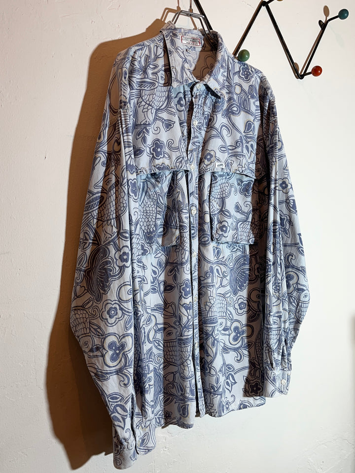 1980-90s USA made "GUESS" art pattern shirt