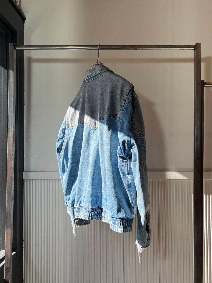 1980s "GUESS Jeans" graphic lined denim jacket
-Back to the Future Vibe-