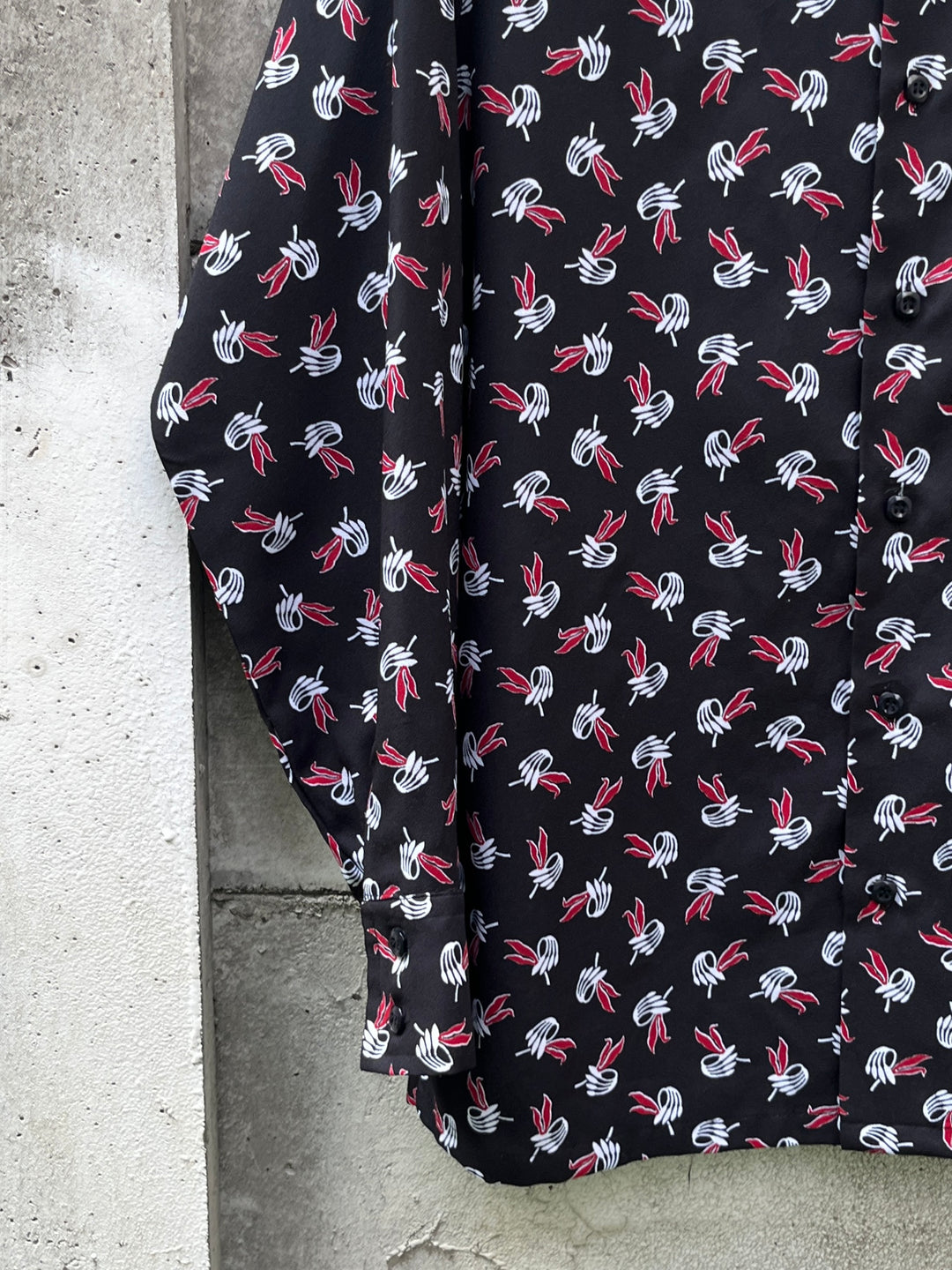 1970s abstract floral pattern shirt