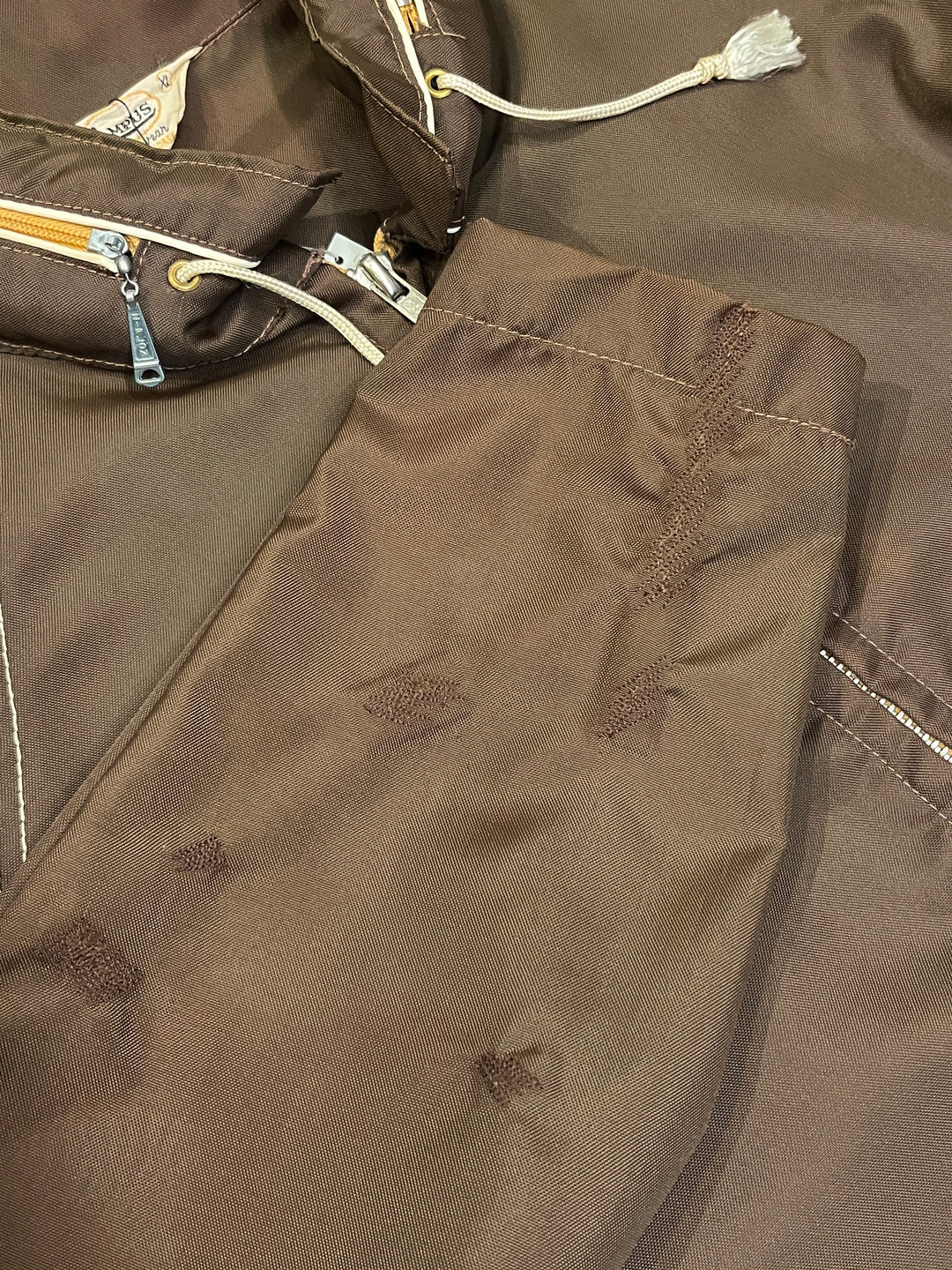 1970s "CAMPUS" brown × white stitch nylon jacket