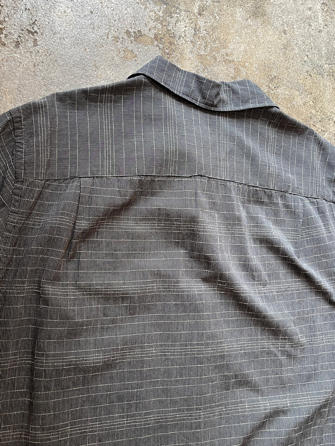 2000s "VAN HEUSEN" crosshatch s/s shirt