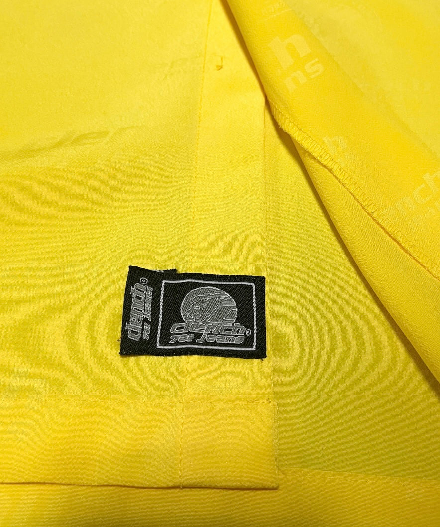 logo pattern yellow big shirt