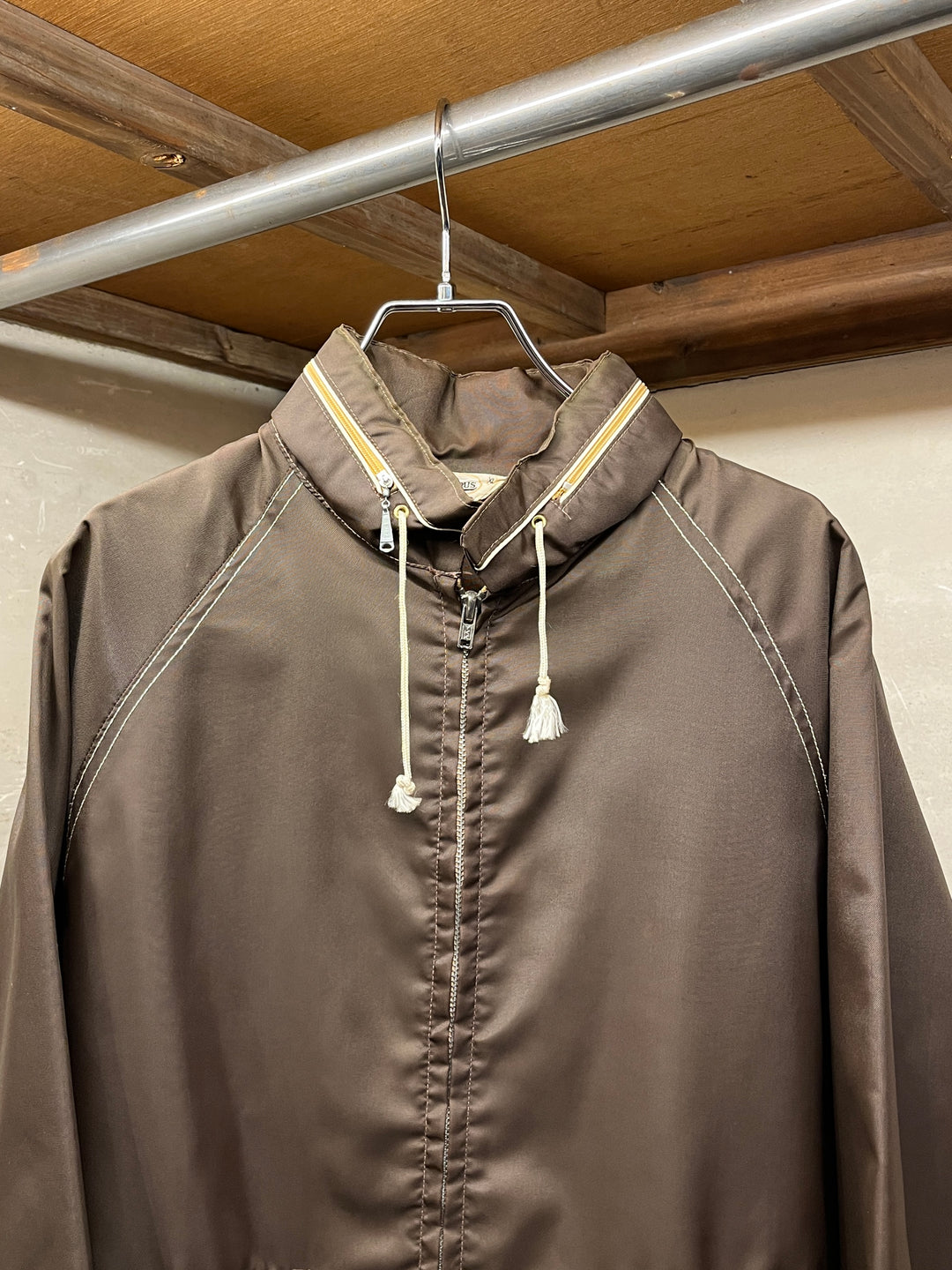 1970s "CAMPUS" brown × white stitch nylon jacket
