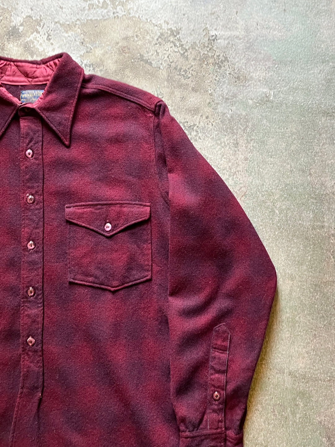 1940s "PENDLETON" wine red ombre check wool shirt