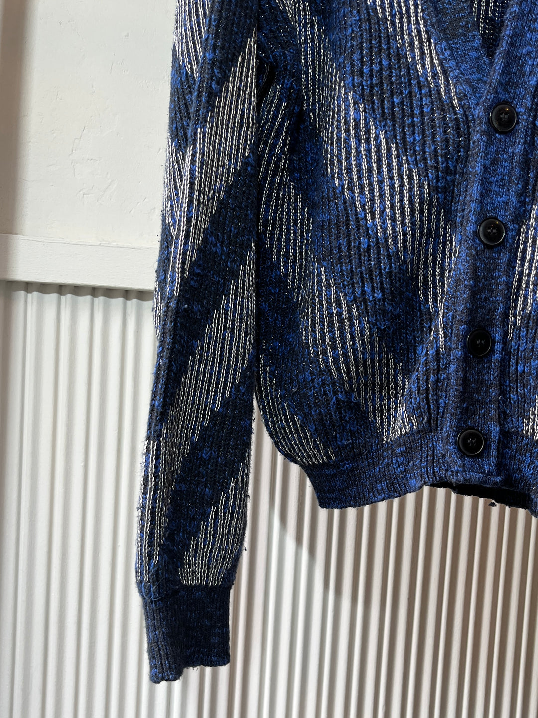 1990s USA made deep blue x black abstract knit cardigan