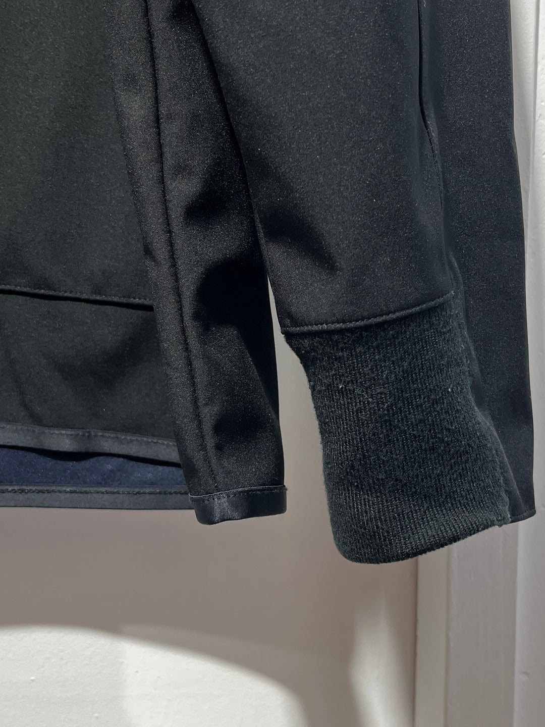 "BANANA REPUBLIC" soft shell hooded jacket