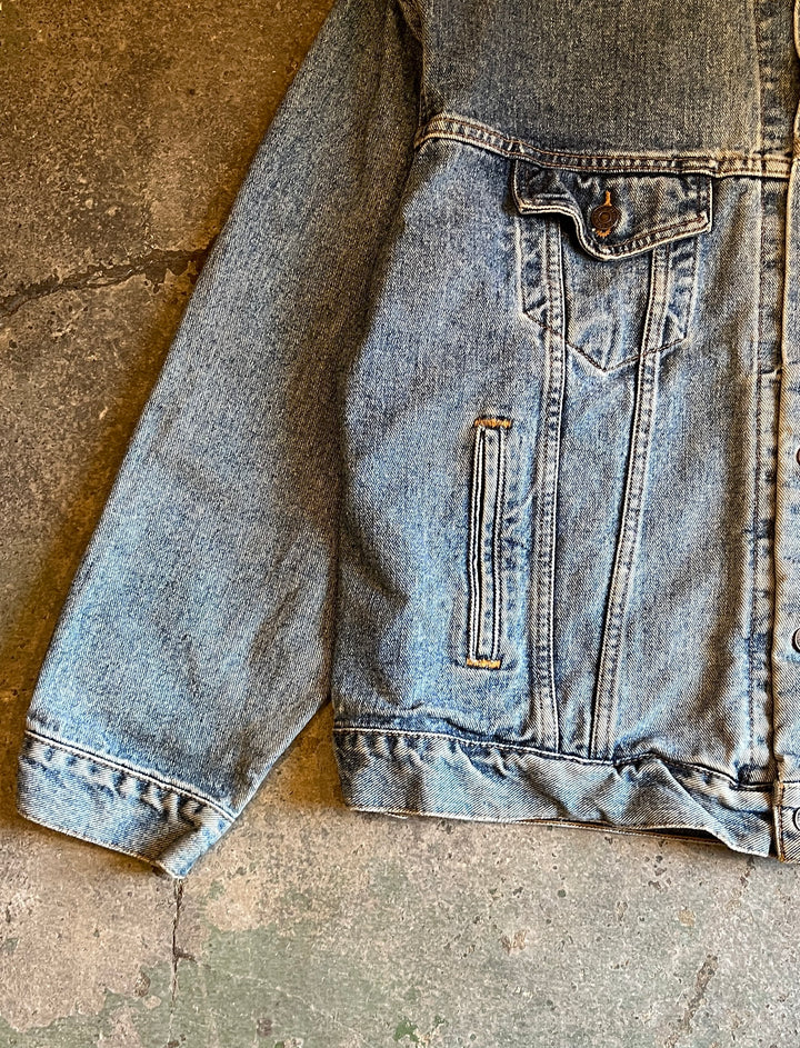 1990s "Levi's" 70507 denim jacket