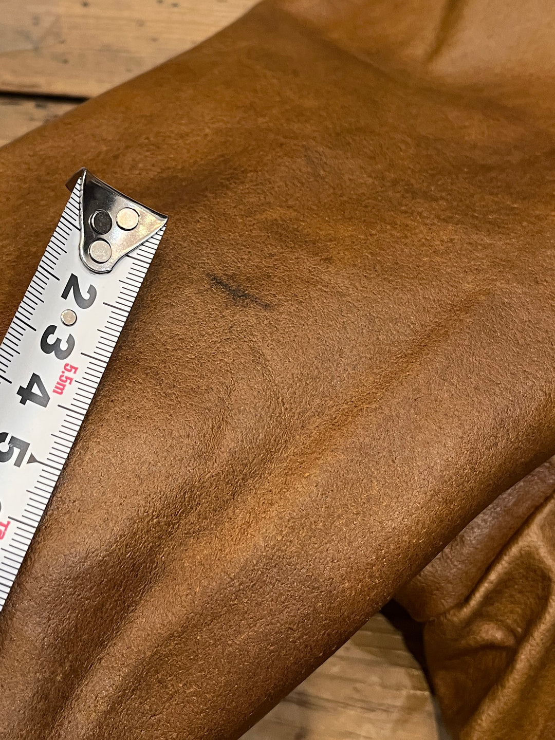 1980s ITALY made  caramel brown leather coat