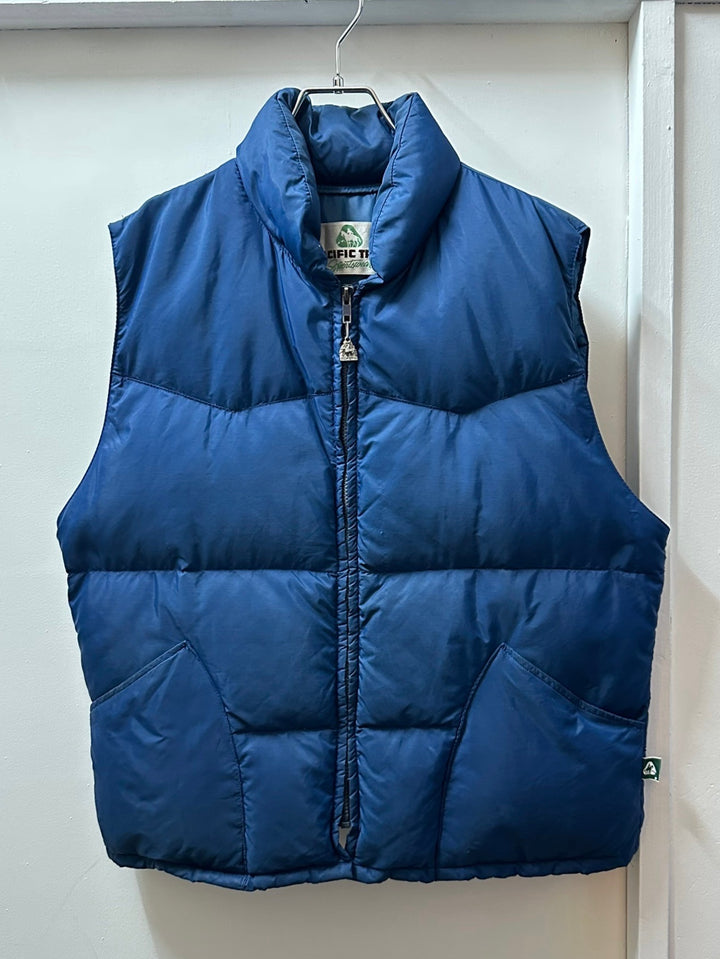 1980s "PACIFIC TRAIL" deep blue down vest